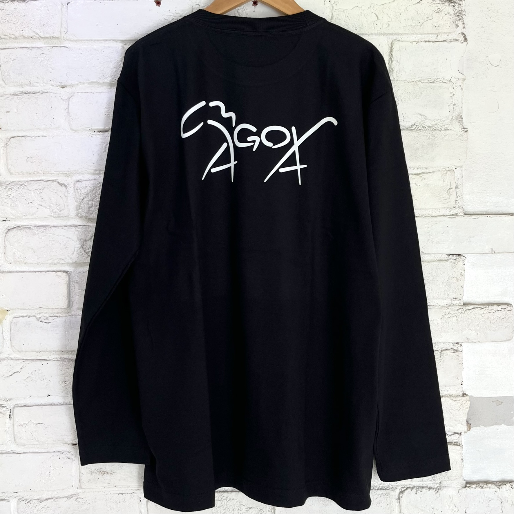 馬小屋デザインロゴ 馬小屋ロンT 2024 XLサイズ ブラック バックプリント