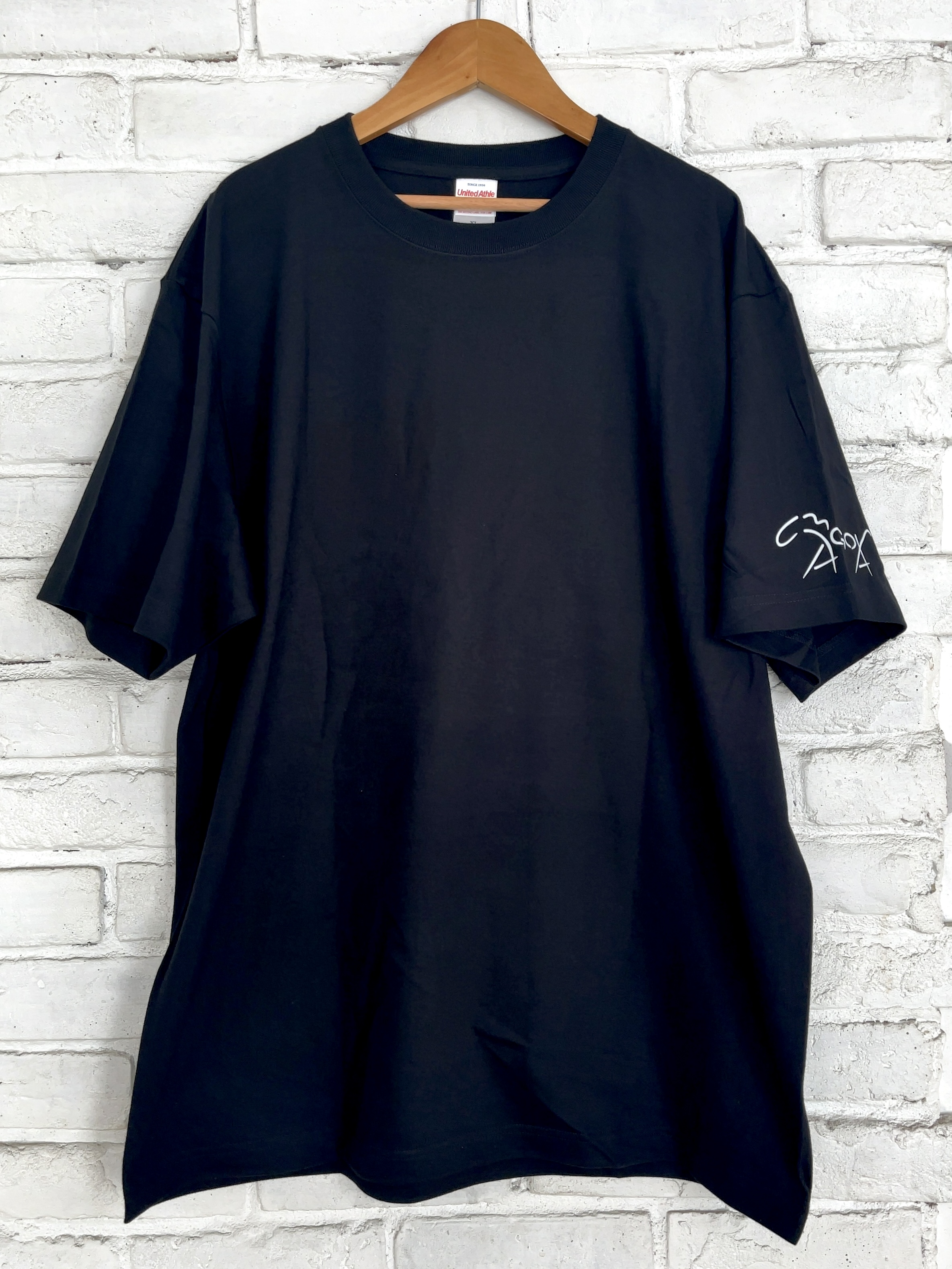 馬小屋店長のお習字Tシャツ『四着は馬券にならん』 XLサイズ